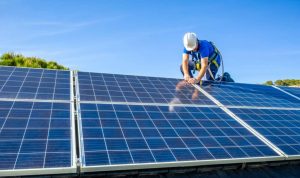 Installation et mise en production des panneaux solaires photovoltaïques à Chaponnay